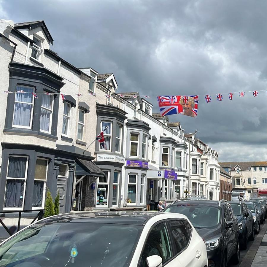 Balkan Hotel Blackpool Exteriör bild