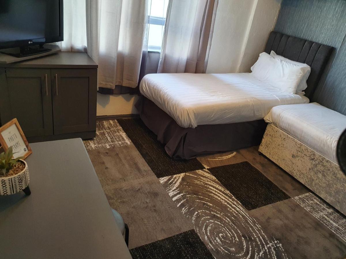 Balkan Hotel Blackpool Exteriör bild