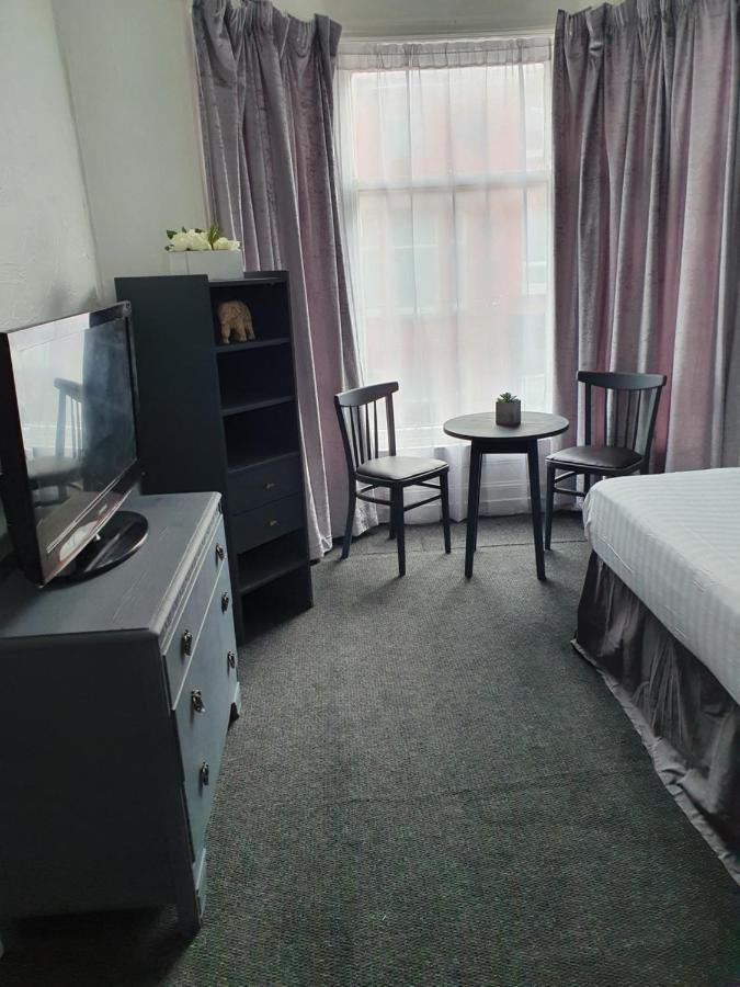 Balkan Hotel Blackpool Exteriör bild