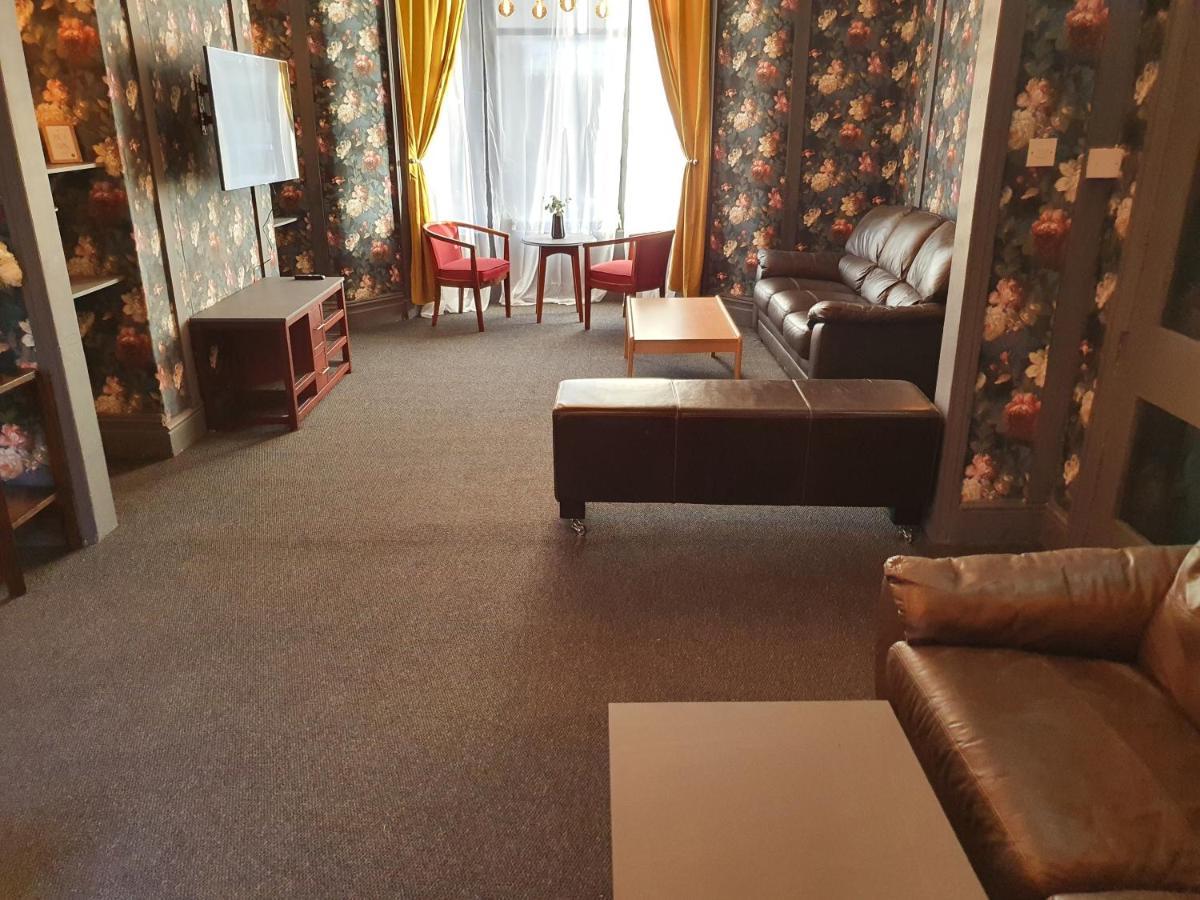 Balkan Hotel Blackpool Exteriör bild