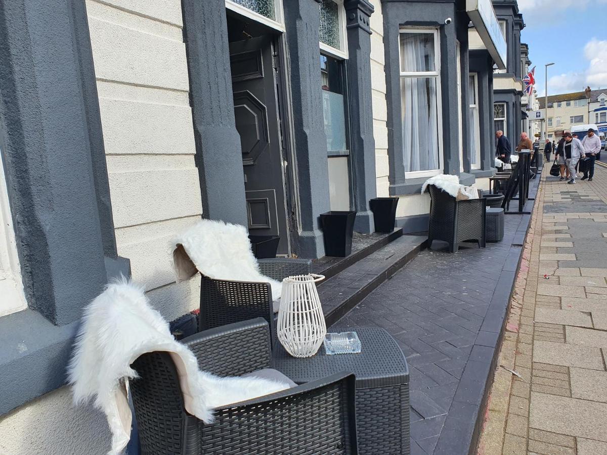 Balkan Hotel Blackpool Exteriör bild